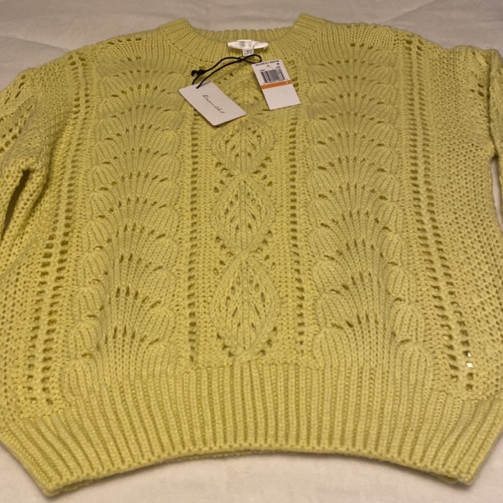 Women’s Lime and Dot sweater